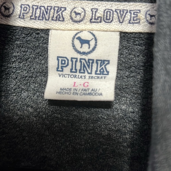 PINK - Picture 4 of 6